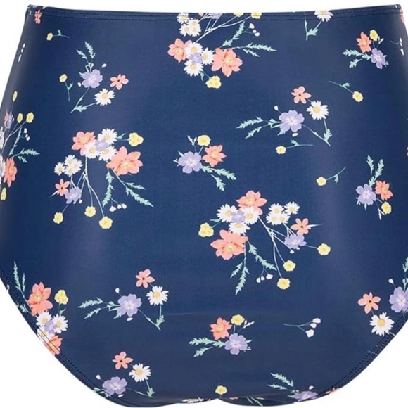 High Waisted Bikini Bottoms Size S - Picture 4 of 9